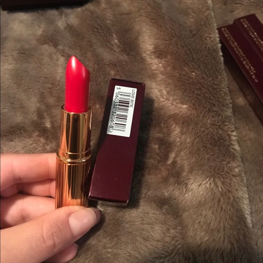 Charlotte Tilbury Love Bite Lipstick 💄